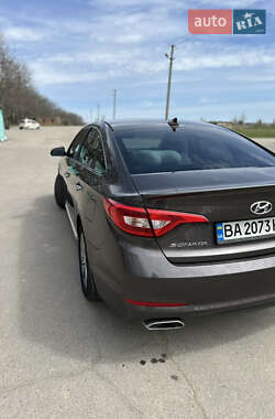 Седан Hyundai Sonata 2015 в Умани