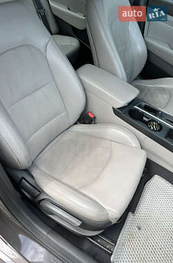 Седан Hyundai Sonata 2015 в Умани