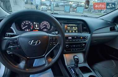 Седан Hyundai Sonata 2015 в 