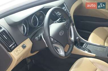 Седан Hyundai Sonata 2011 в 