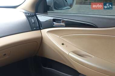 Седан Hyundai Sonata 2011 в 