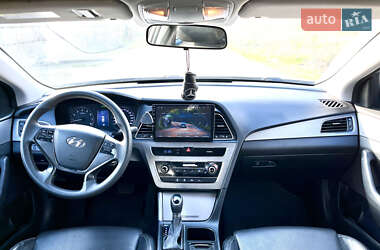 Седан Hyundai Sonata 2015 в 