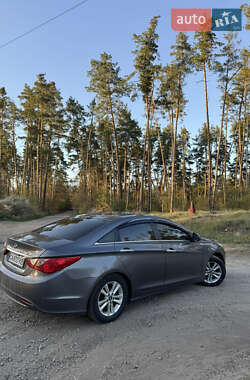 Седан Hyundai Sonata 2011 в 