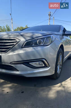 Седан Hyundai Sonata 2015 в 