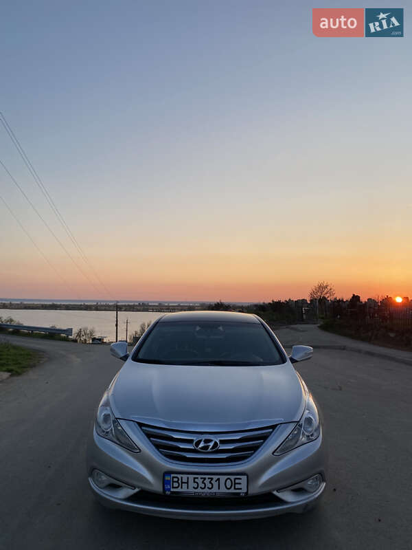 Седан Hyundai Sonata 2013 в 