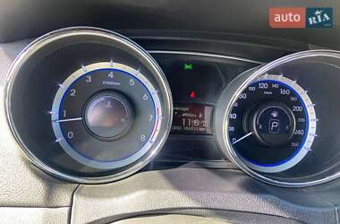 Седан Hyundai Sonata 2011 в 
