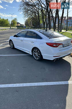 Седан Hyundai Sonata 2015 в 