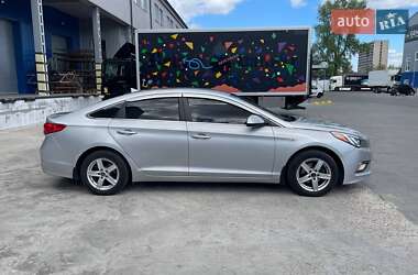 Седан Hyundai Sonata 2015 в 