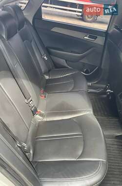 Седан Hyundai Sonata 2015 в 