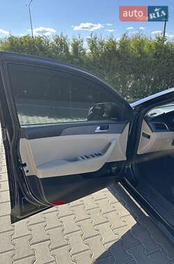 Седан Hyundai Sonata 2015 в 