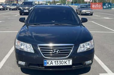 Седан Hyundai Sonata 2009 в  фото 3 Седан Hyundai Sonata 2009 в