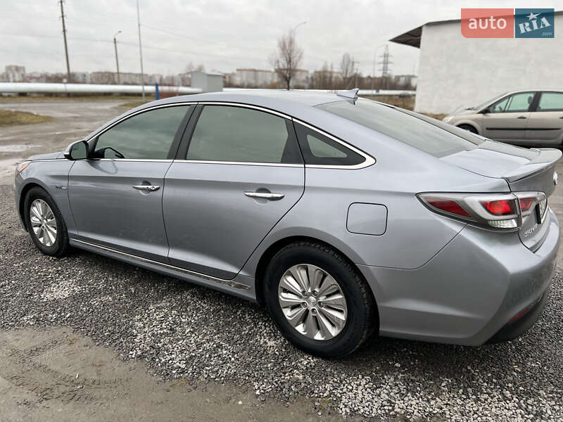 Седан Hyundai Sonata 2016 в 