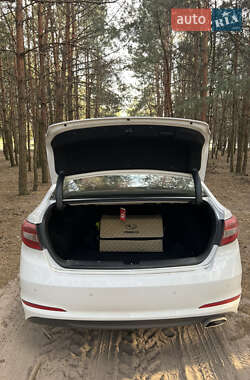 Седан Hyundai Sonata 2015 в 