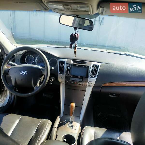 Седан Hyundai Sonata 2008 в Ірпені