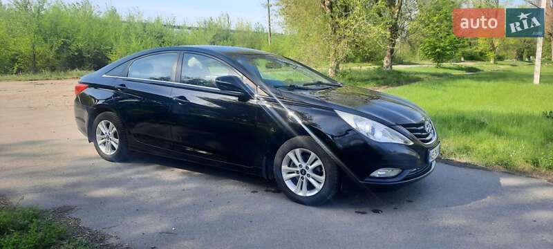 Hyundai Sonata 2011
