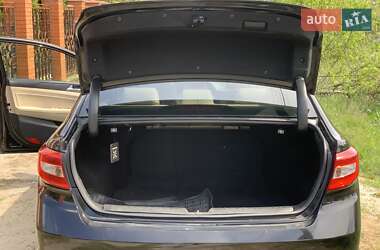 Седан Hyundai Sonata 2014 в 