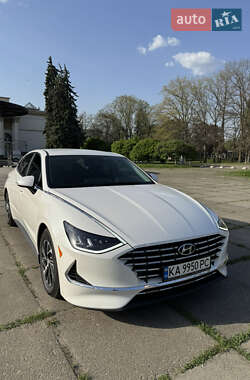Седан Hyundai Sonata 2021 в 