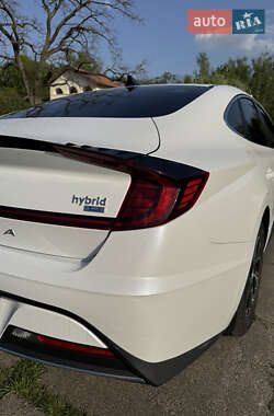 Седан Hyundai Sonata 2021 в 
