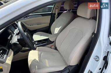 Седан Hyundai Sonata 2017 в 