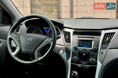 Седан Hyundai Sonata 2014 в 