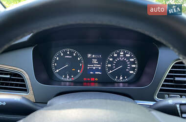 Седан Hyundai Sonata 2015 в 