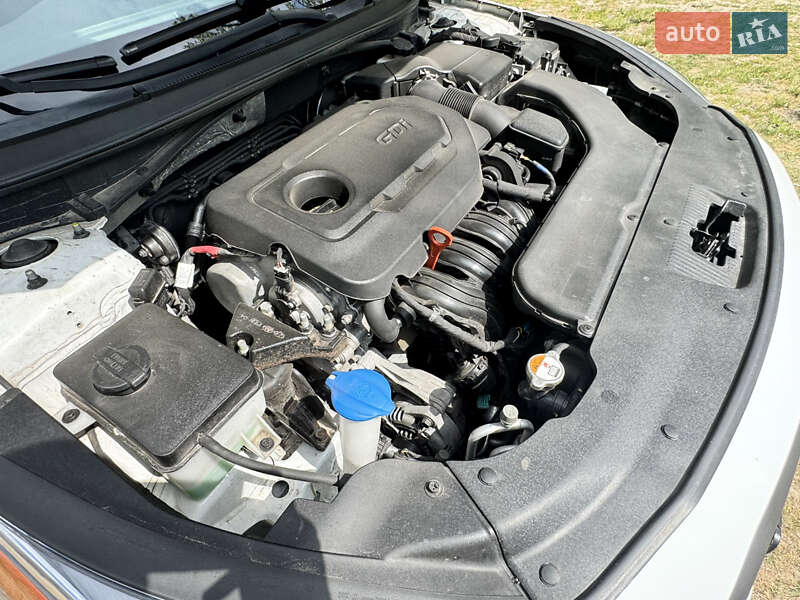 Седан Hyundai Sonata 2016 в Киеве