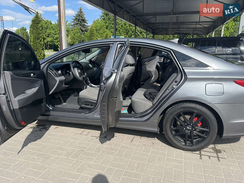 Седан Hyundai Sonata 2013 в Василькове
