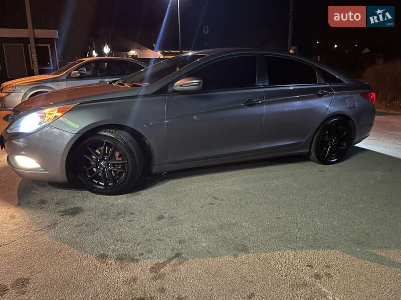 Седан Hyundai Sonata 2013 в Василькове