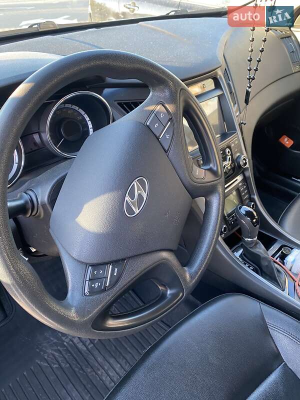 Седан Hyundai Sonata 2012 в Києві