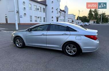 Седан Hyundai Sonata 2013 в 
