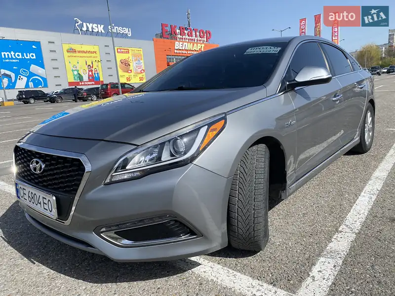 Hyundai Sonata