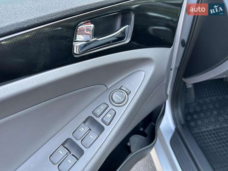 Седан Hyundai Sonata 2014 в Одесі