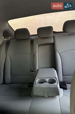 Седан Hyundai Sonata 2013 в 
