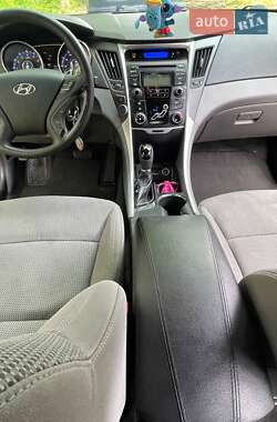 Седан Hyundai Sonata 2012 в 