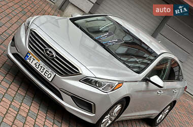 Седан Hyundai Sonata 2017 в Ивано-Франковске