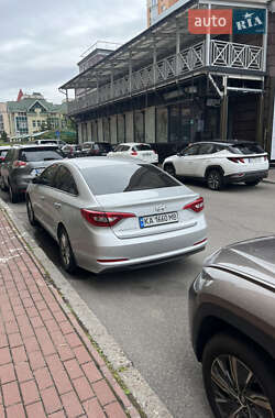 Седан Hyundai Sonata 2015 в 