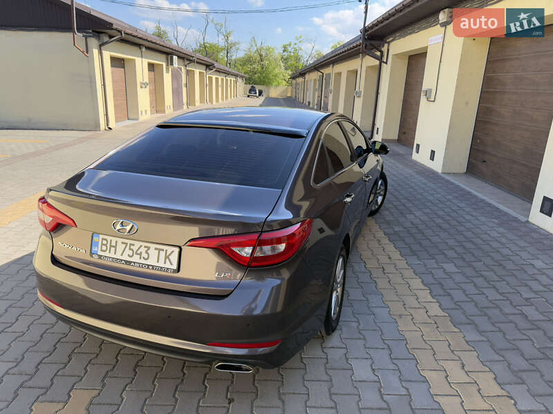 Седан Hyundai Sonata 2015 в Измаиле