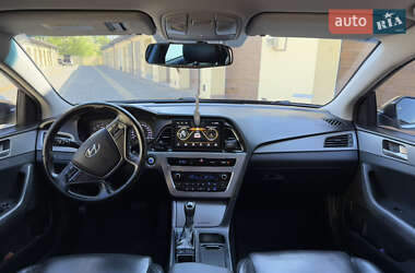 Седан Hyundai Sonata 2015 в 