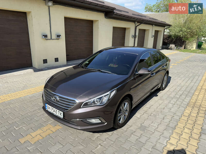 Седан Hyundai Sonata 2015 в Измаиле