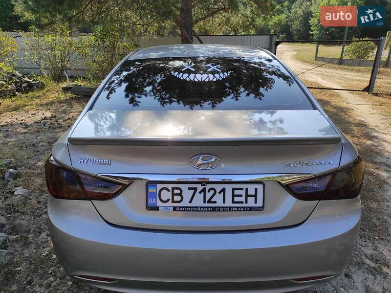 Седан Hyundai Sonata 2010 в Чернігові