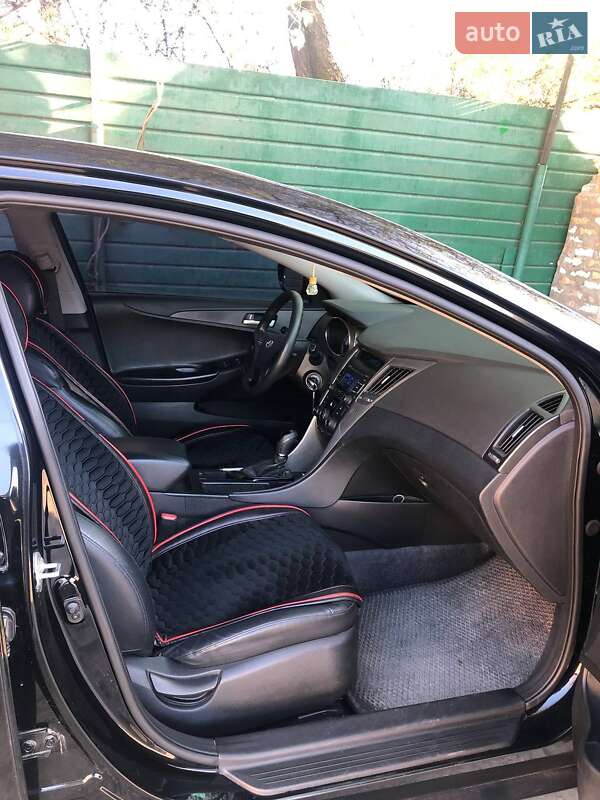 Седан Hyundai Sonata 2014 в Вольнянске