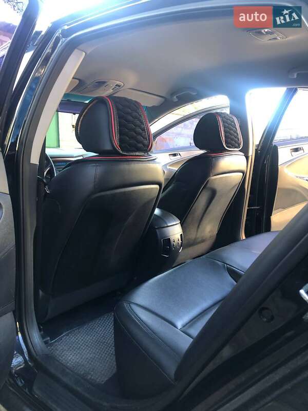 Седан Hyundai Sonata 2014 в Вольнянске