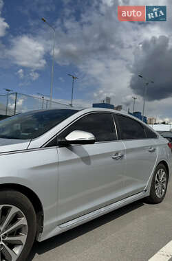 Седан Hyundai Sonata 2017 в 