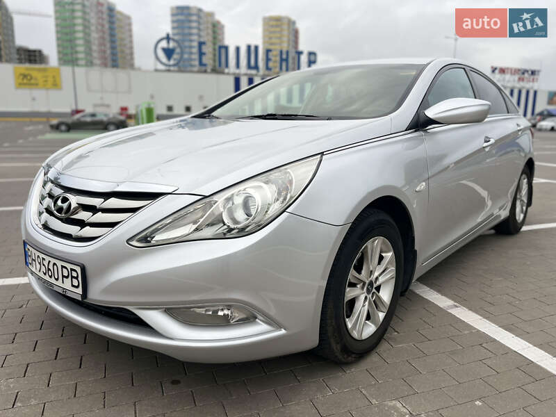Седан Hyundai Sonata 2010 в 