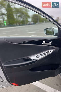 Седан Hyundai Sonata 2010 в 