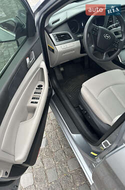 Седан Hyundai Sonata 2015 в 