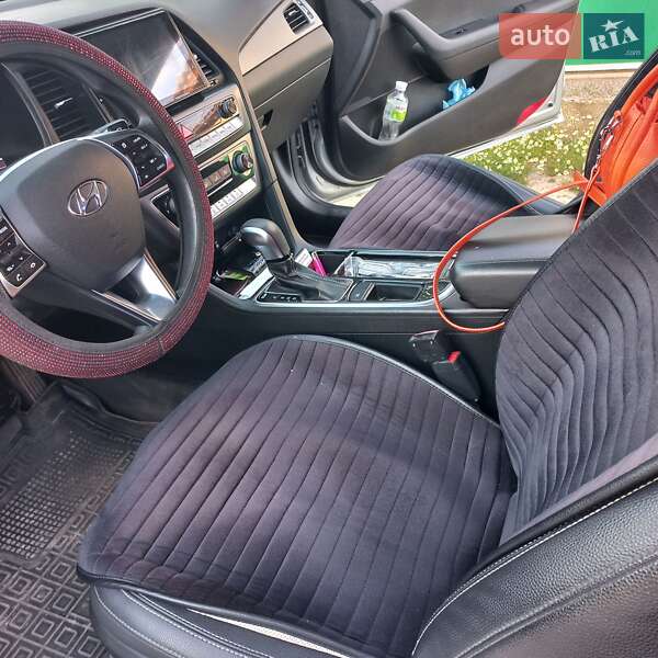 Седан Hyundai Sonata 2017 в Болграде