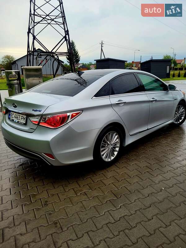 Седан Hyundai Sonata 2014 в Львове