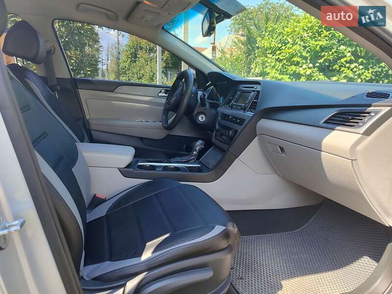 Седан Hyundai Sonata 2014 в Кременчуці