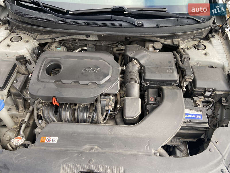 Седан Hyundai Sonata 2016 в Овруче